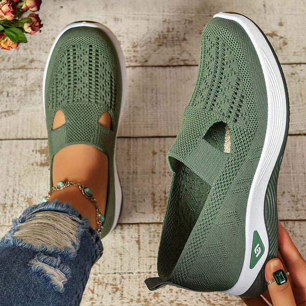 Women's slip-on trainers with textured openwork upper and white wedge sole