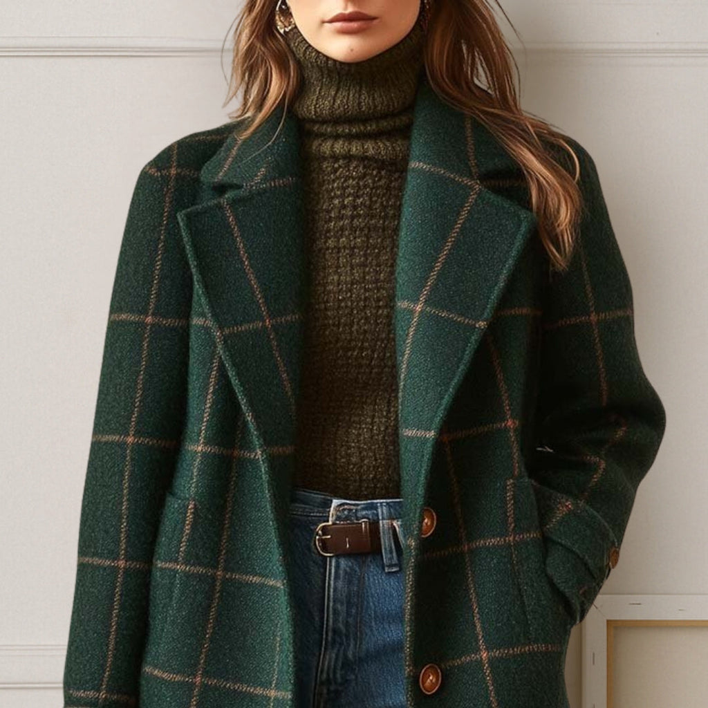 Women's long checked coat with notched lapels, buttons and front pockets
