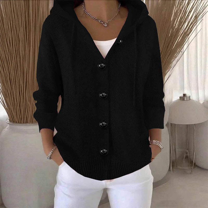 Women's hooded knitted cardigan with buttons, long sleeves and front pockets