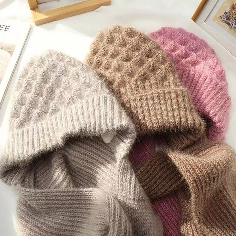 Women's ribbed knitted hat and scarf set with fleece lining