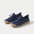 Unisex mesh trainers with toggle laces and textured soles