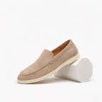 Men's classic slip-on loafers with moc toe and flat sole