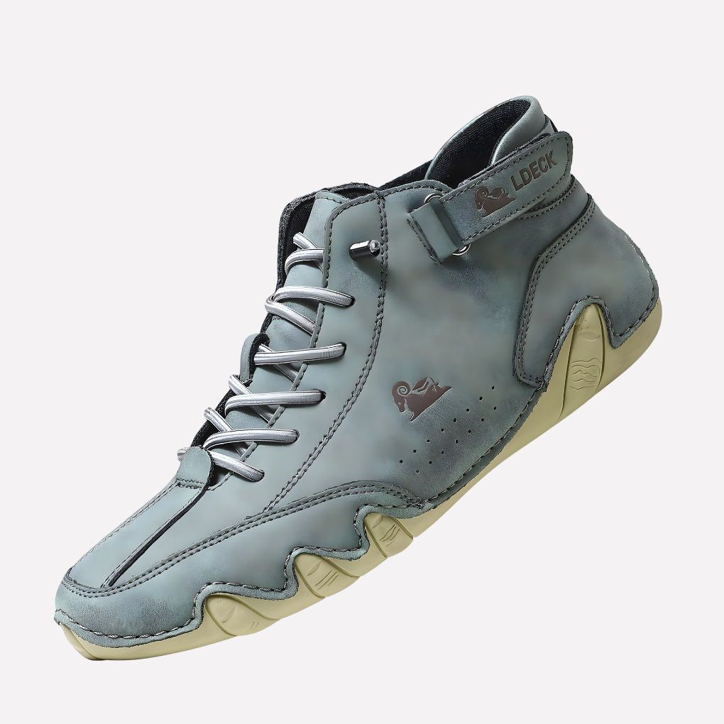 Men's high-top barefoot trainers with lace-up fastening, ankle strap and segmented flat sole