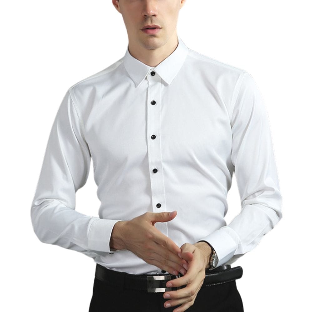 Men's long-sleeve button-front shirt with pointed collar and fitted cut