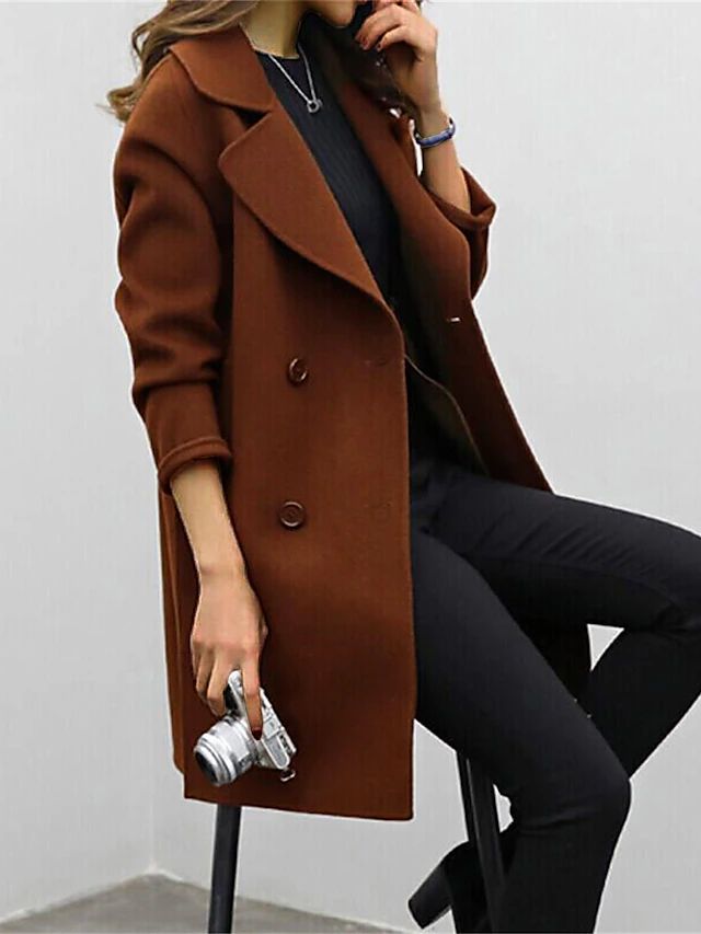 Women's longline coat with lapel collar, long sleeves and button front
