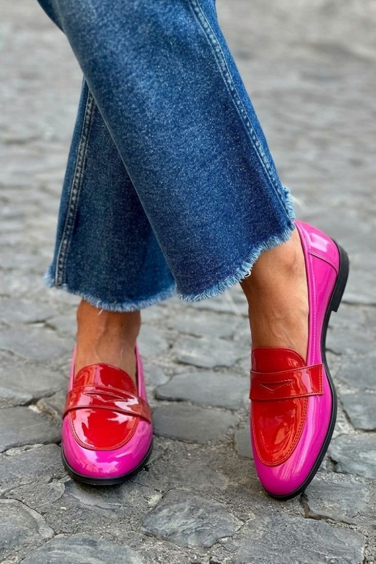 Women's patchwork colourblock loafers with round toes, glossy panels and low heels