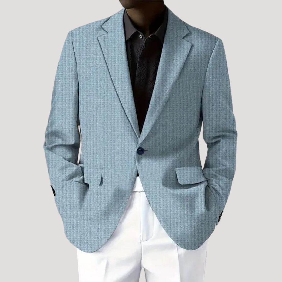 Men's textured blazer with notched lapels, button front and flap pockets