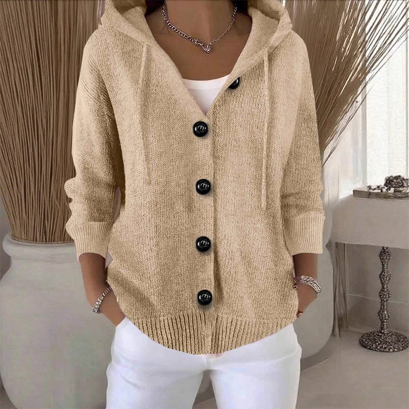 Women's hooded knitted cardigan with buttons, long sleeves and front pockets