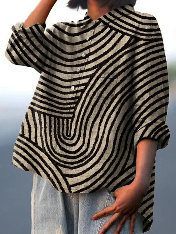 Women's shirt with black and beige geometric line pattern, Mandarin collar and short sleeves