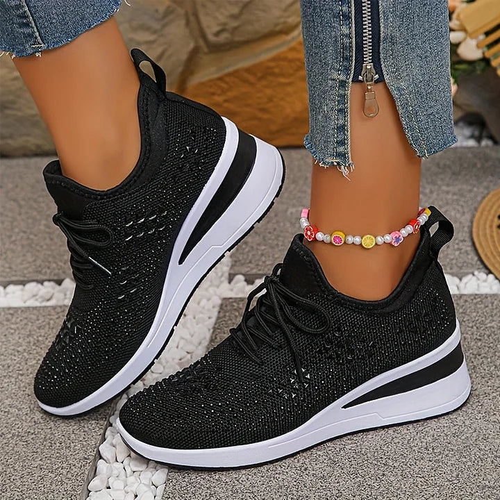 Women's textured lace-up trainers with low platform soles