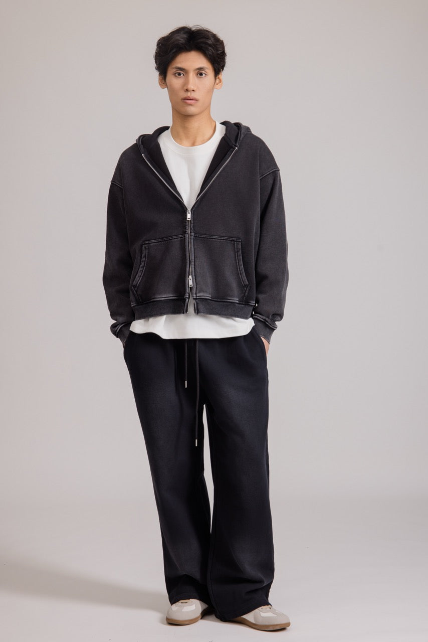 Men's black full-zip hoodie with hood, long sleeves and front pockets