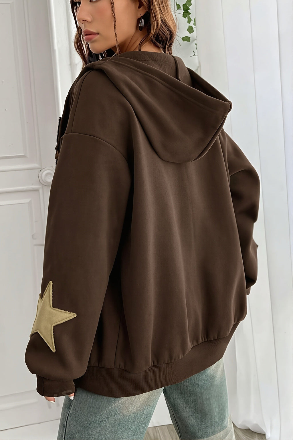 Women's oversized zip hoodie with hood and contrast star appliques