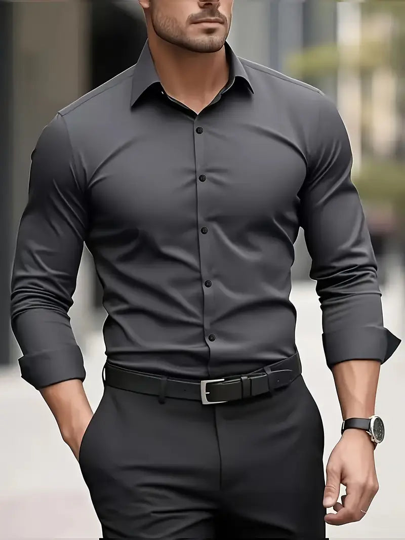 Men's slim fit long-sleeve shirt with pointed collar and button front