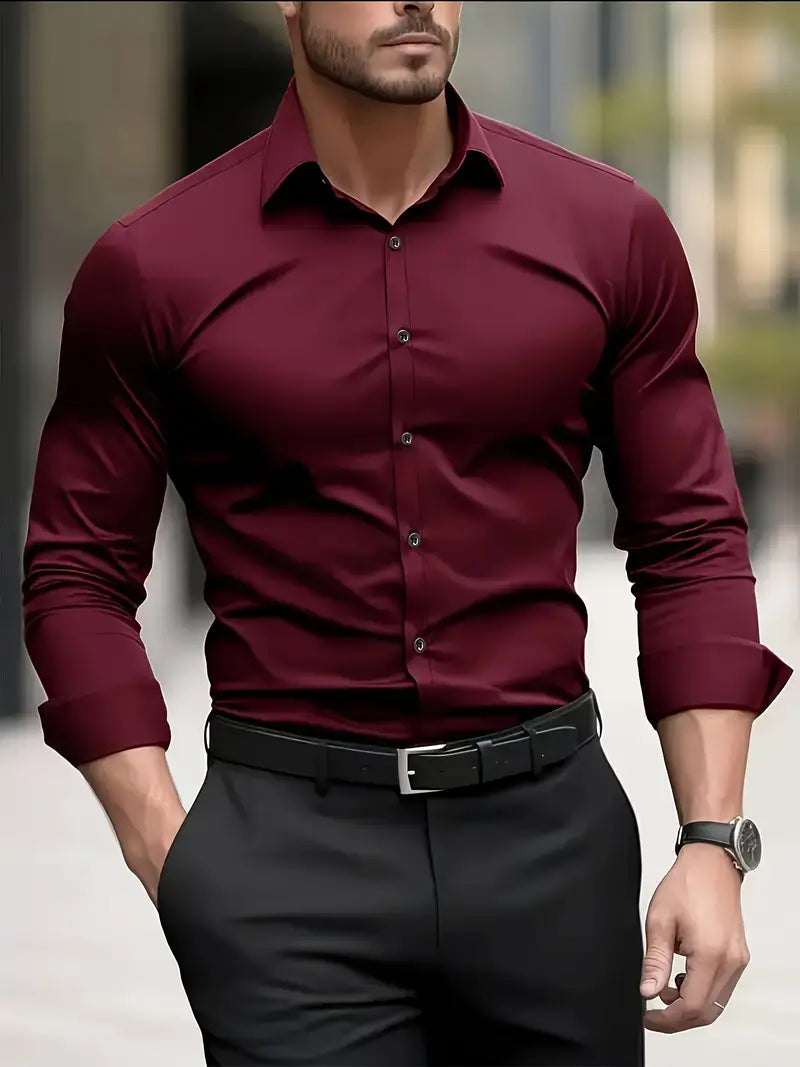 Men's slim fit long-sleeve shirt with pointed collar and button front