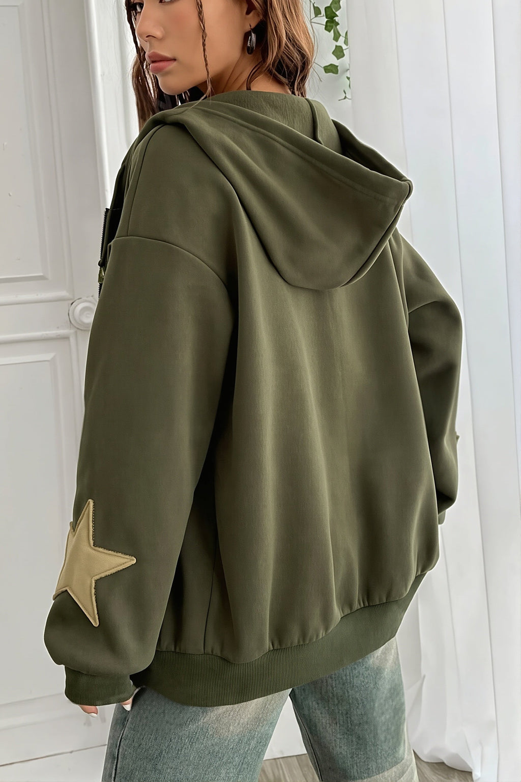 Women's oversized zip hoodie with hood and contrast star appliques