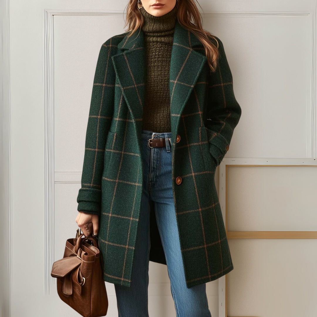 Women's long checked coat with notched lapels, buttons and front pockets