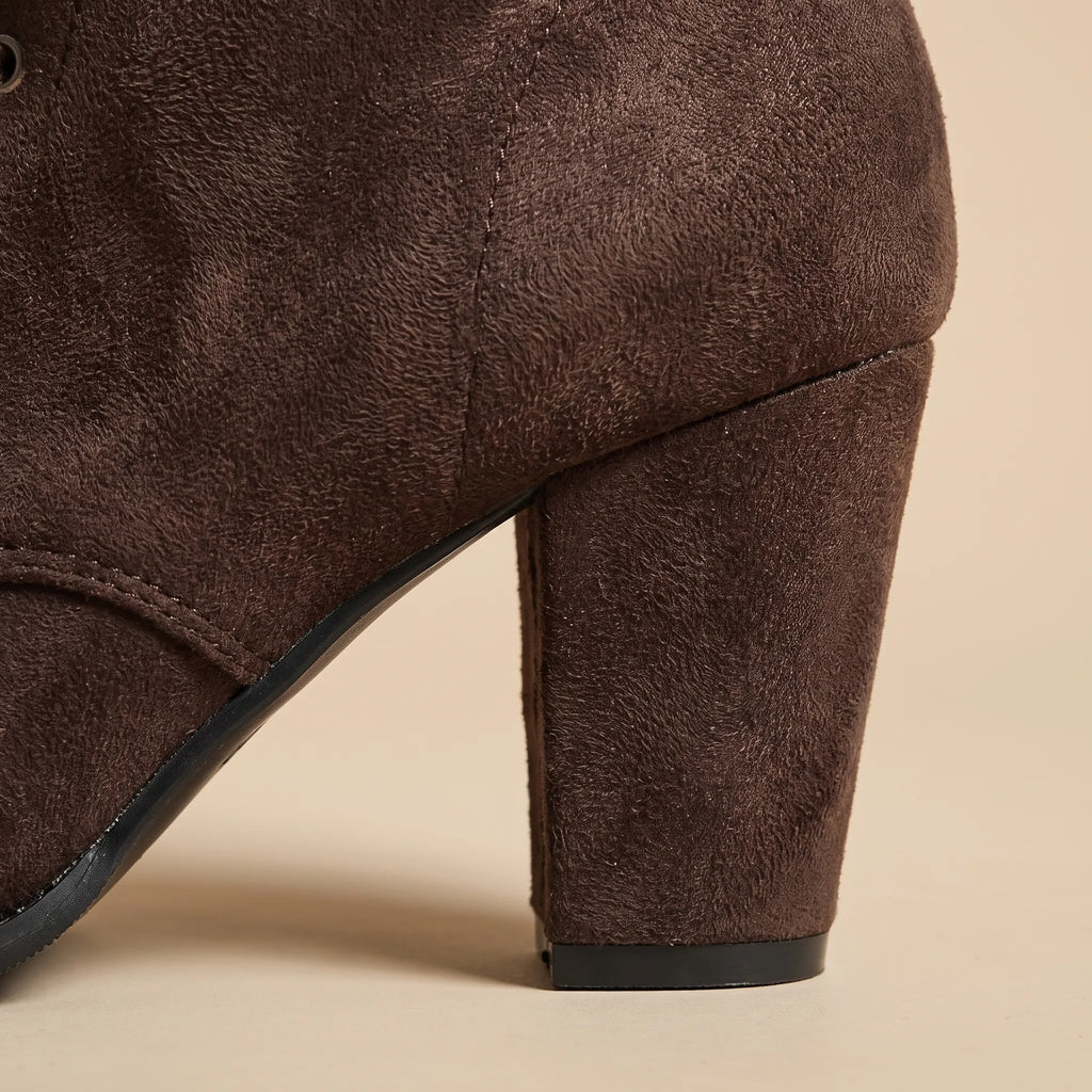 Altana  - Lace-Up Knee High Boots Winter Outfits
