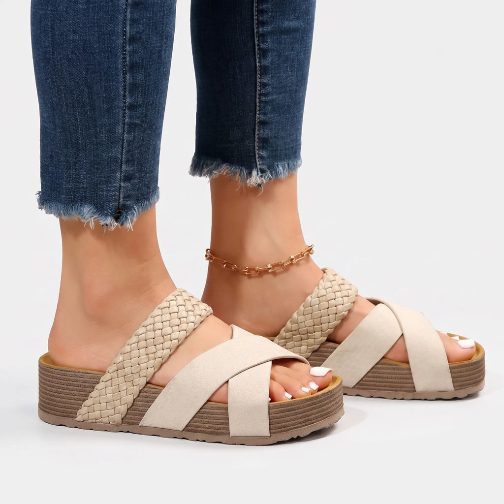 Altina  - Slip-On Platform Sandals Warm-Weather Walking