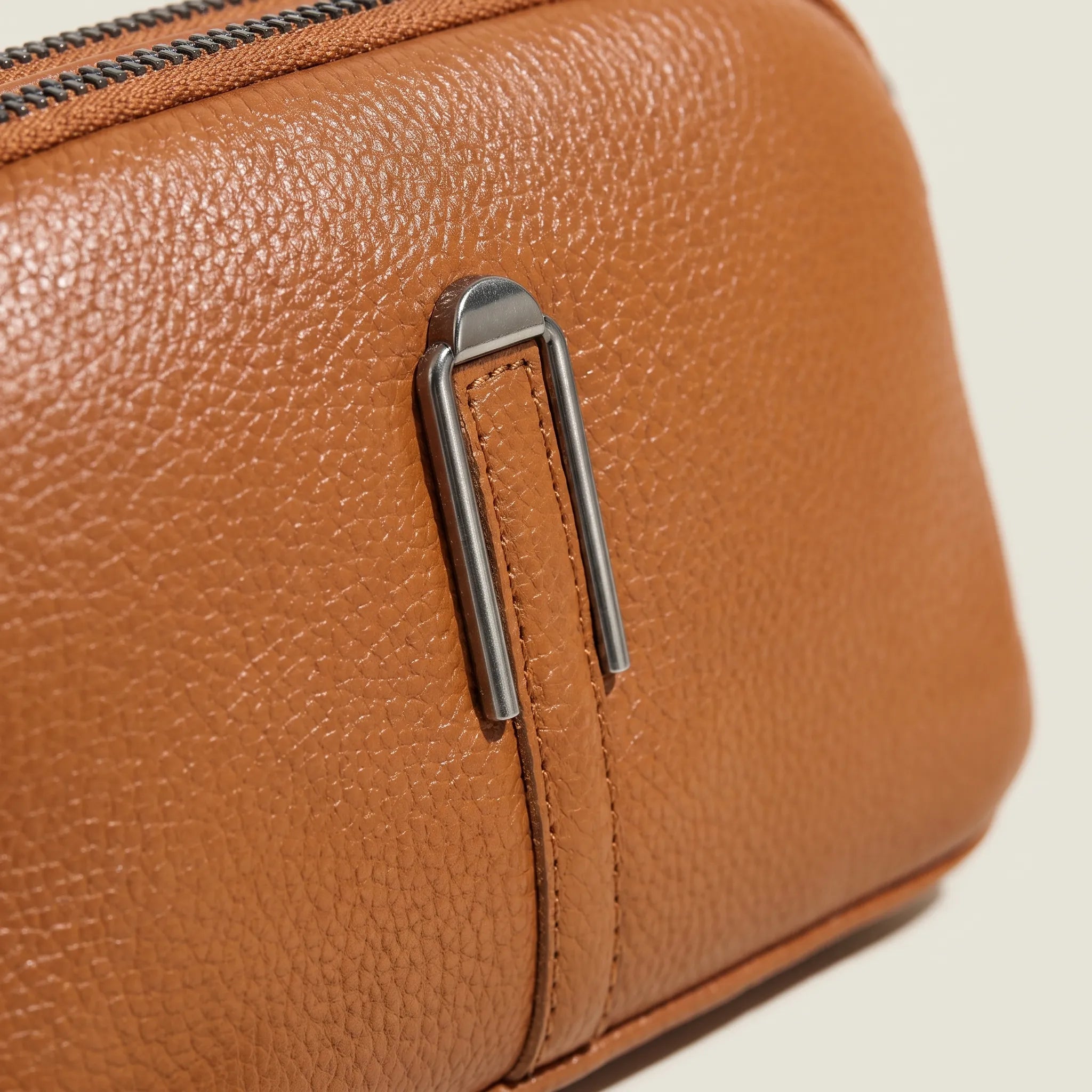 AmayaCross  - Small Zip-Top Crossbody Bag Daily Commuting