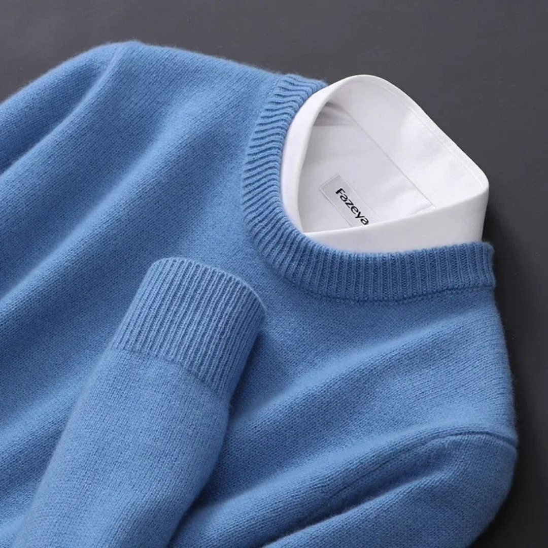 Men's plain crew neck jumper with long sleeves and ribbed trims