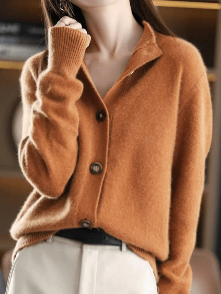 Women's button cardigan with ribbed trims and long sleeves