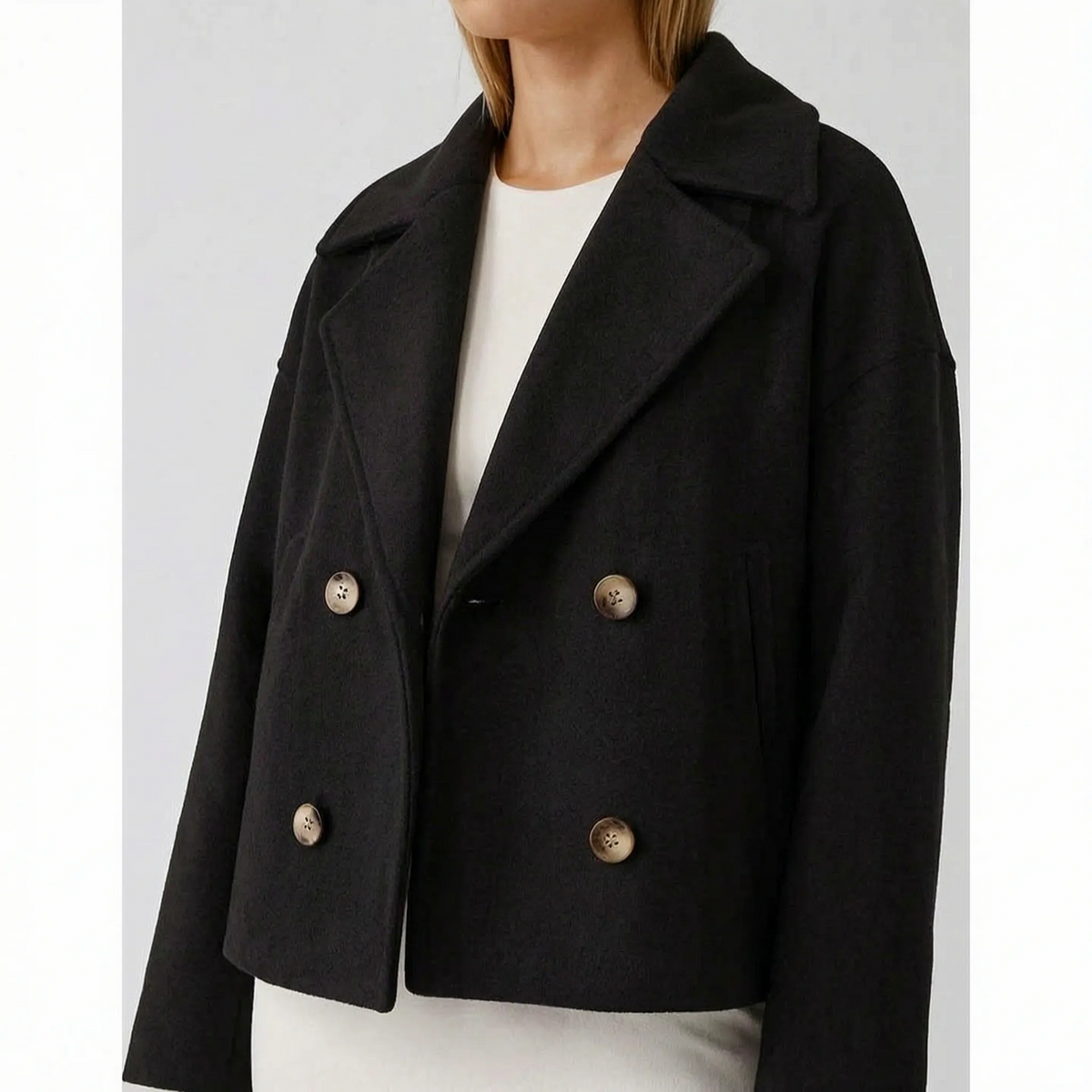 BoxyCrop  - Short Tailored Jacket Everyday Layering