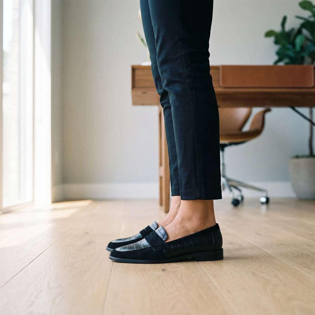 Cadenia  - Croco-Embossed Slip-On Loafers Daily Commuting