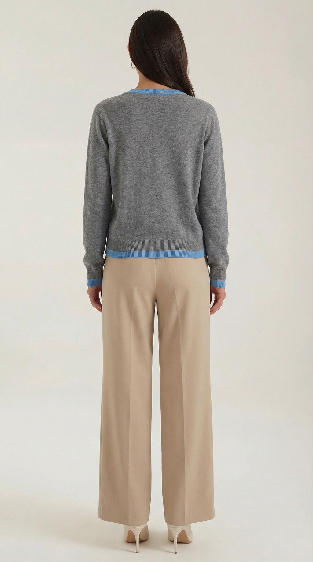 Women's slim-fit knitted cardigan with button front, long sleeves and contrasting ribbed trims