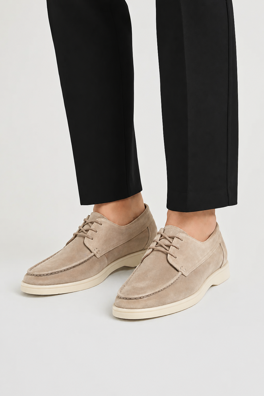 Men's lace-up loafers with moc toes and contrasting low soles