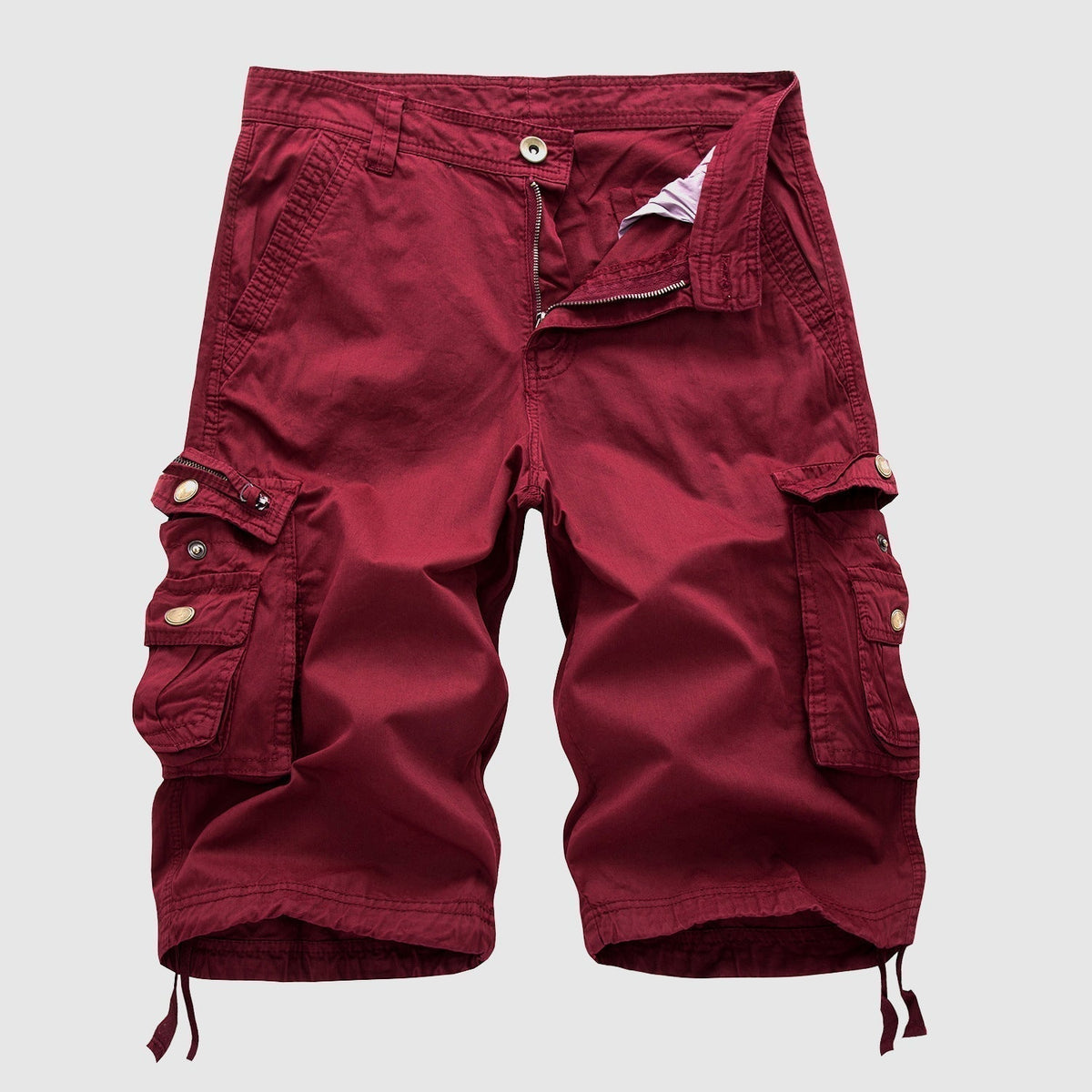 Men's cargo shorts with multiple flap pockets and adjustable drawstring hems