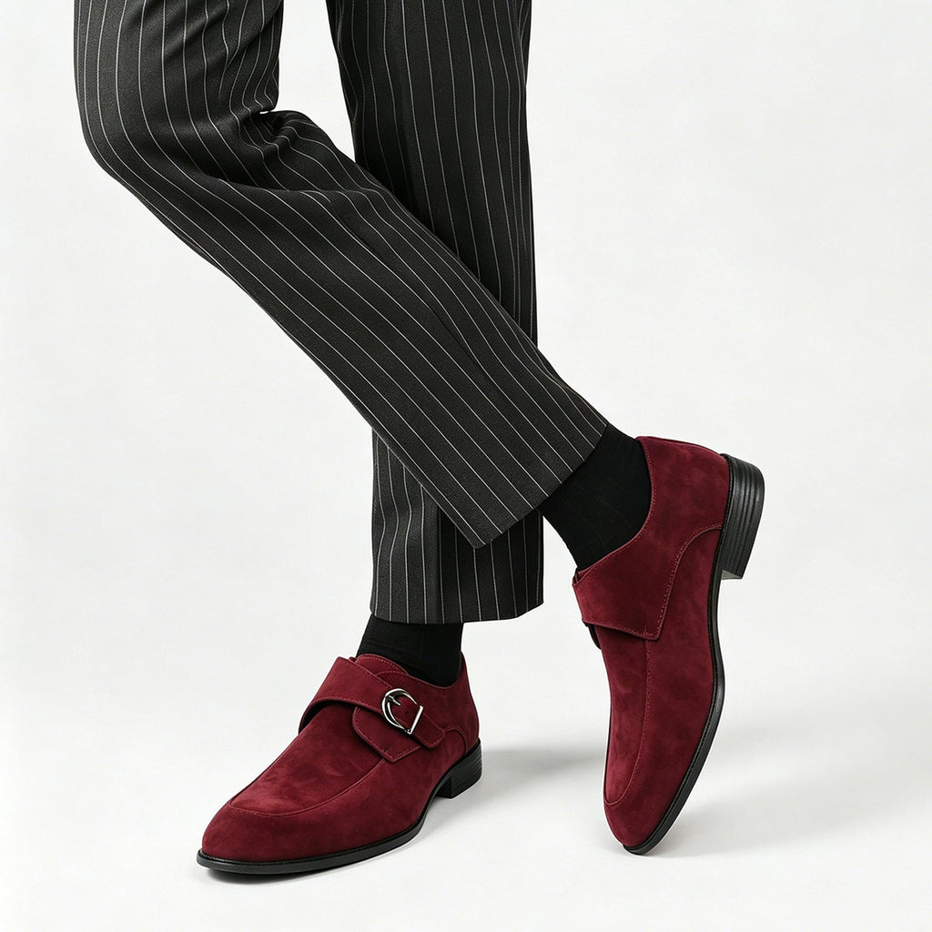 Men's plain monk-strap loafers with metal buckle and low heel