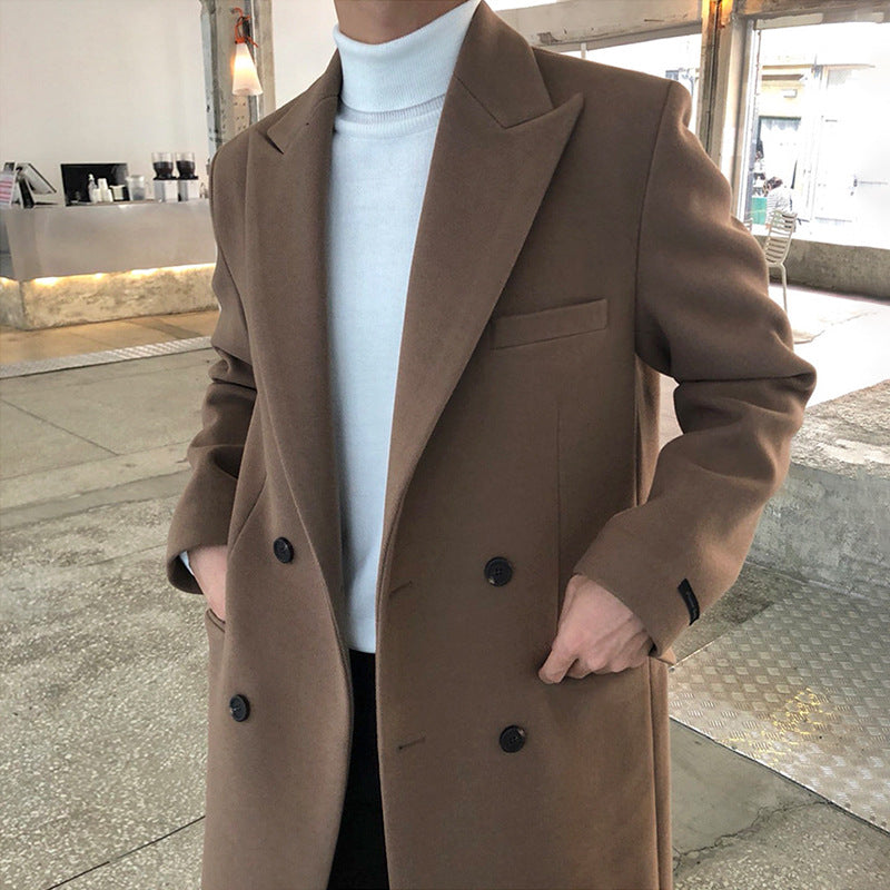 Men's long double-breasted overcoat with notched lapels and button fastening