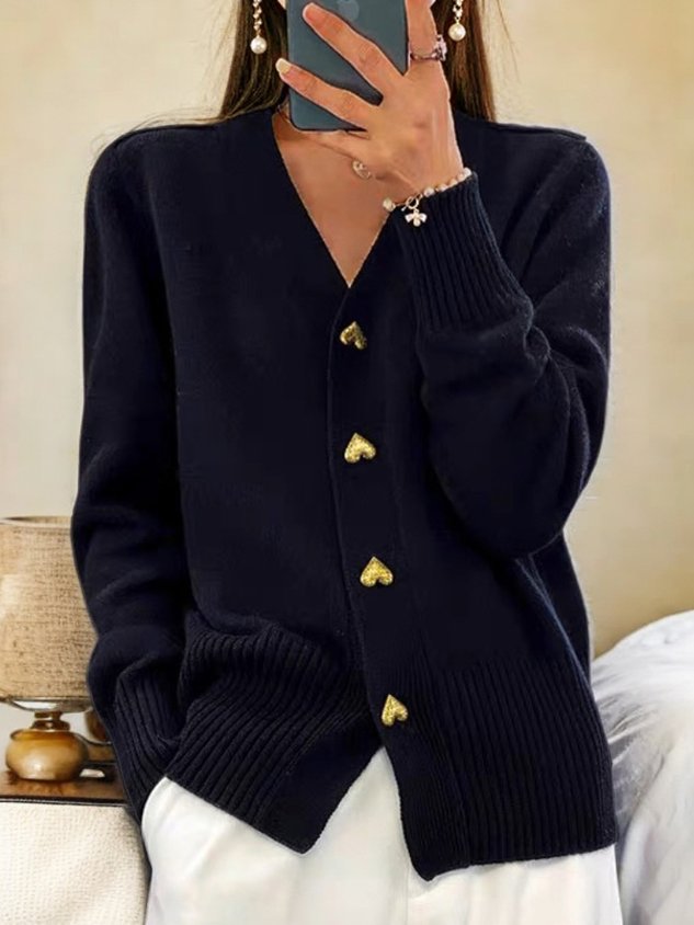 Women's V-neck cardigan with long sleeves, heart-shaped buttons and ribbed trims