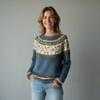 Women's striped Nordic jumper with boat neckline and long sleeves