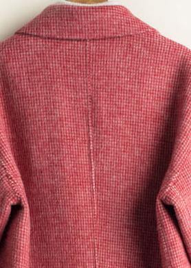 Women's checked tunic coat with notched lapels, long sleeves and front patch pockets