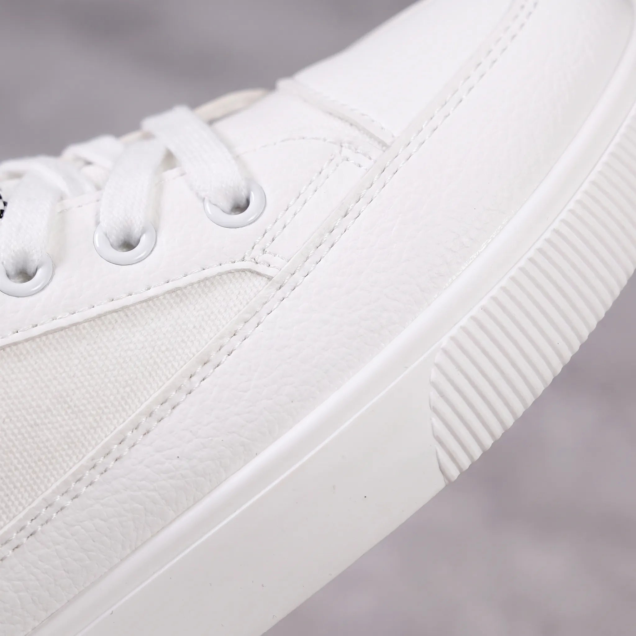 GlideKicks  - White Slip On Trainers Everyday Casual Wear
