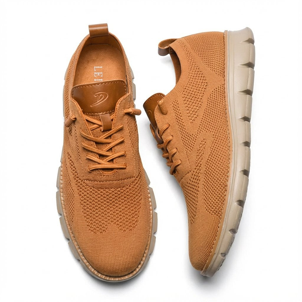 Textured men's lace-up trainers with round toes and flat segmented soles