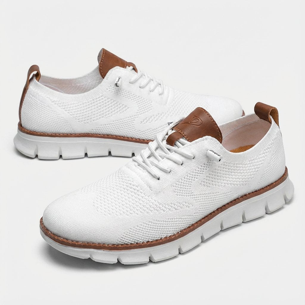 Textured men's lace-up trainers with round toes and flat segmented soles
