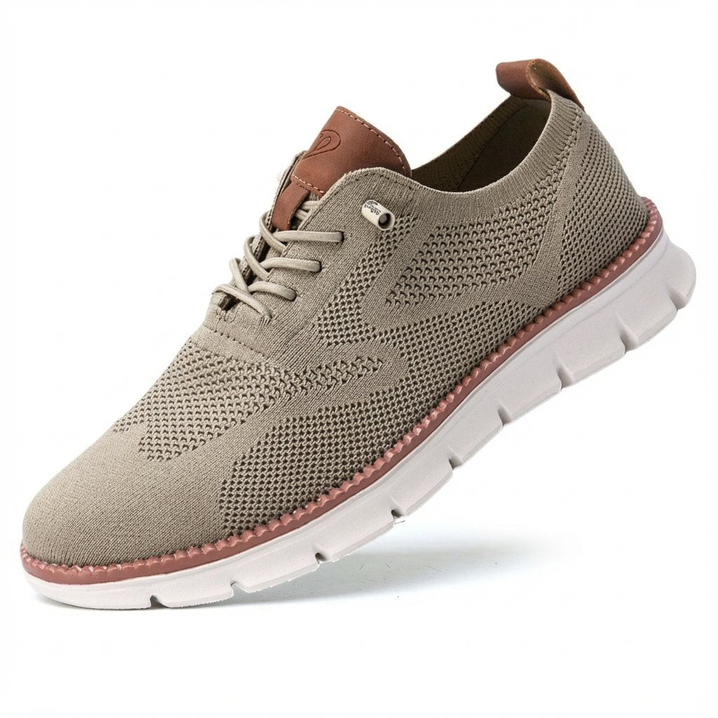 Textured men's lace-up trainers with round toes and flat segmented soles