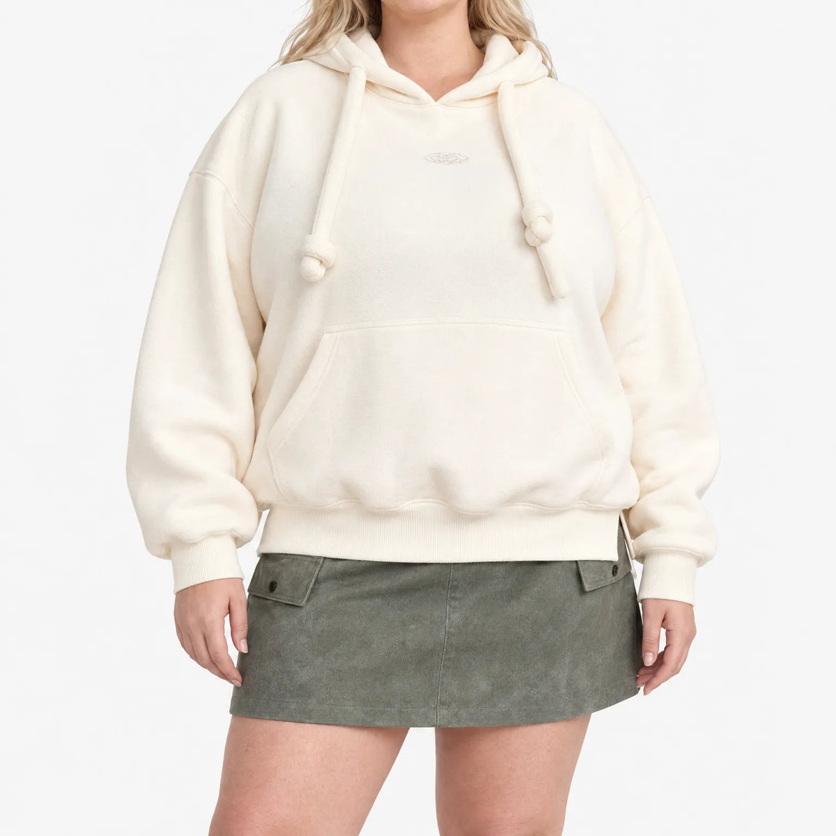 Kumo  - Oversized Fleece Hoodie Relaxing At Home