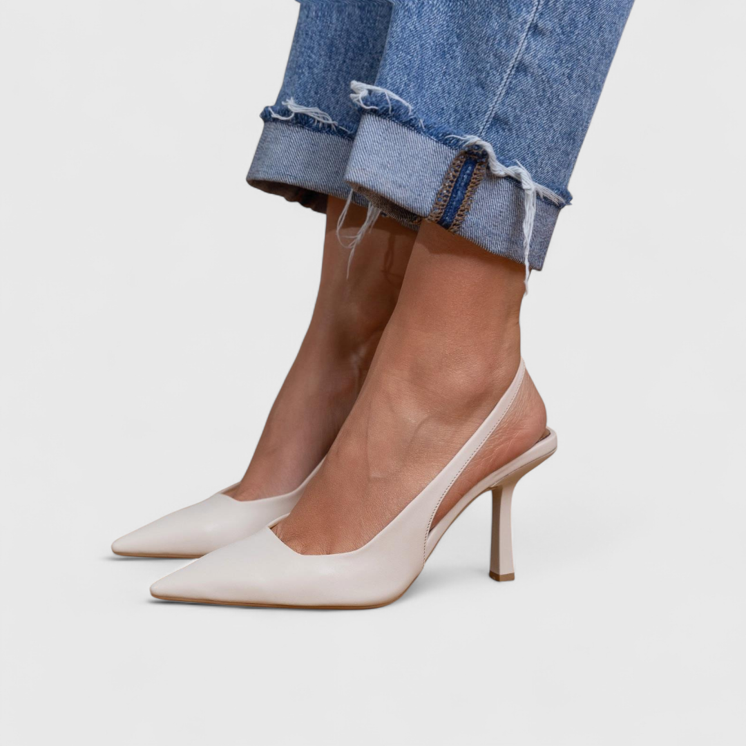 Pointed slingback high heels with slim high heel