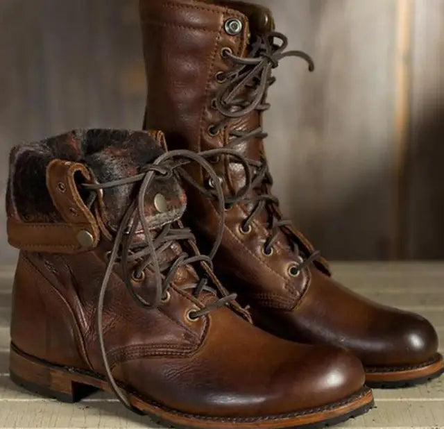 Unisex lace-up ankle boots with rounded toes and low heels in brown and black