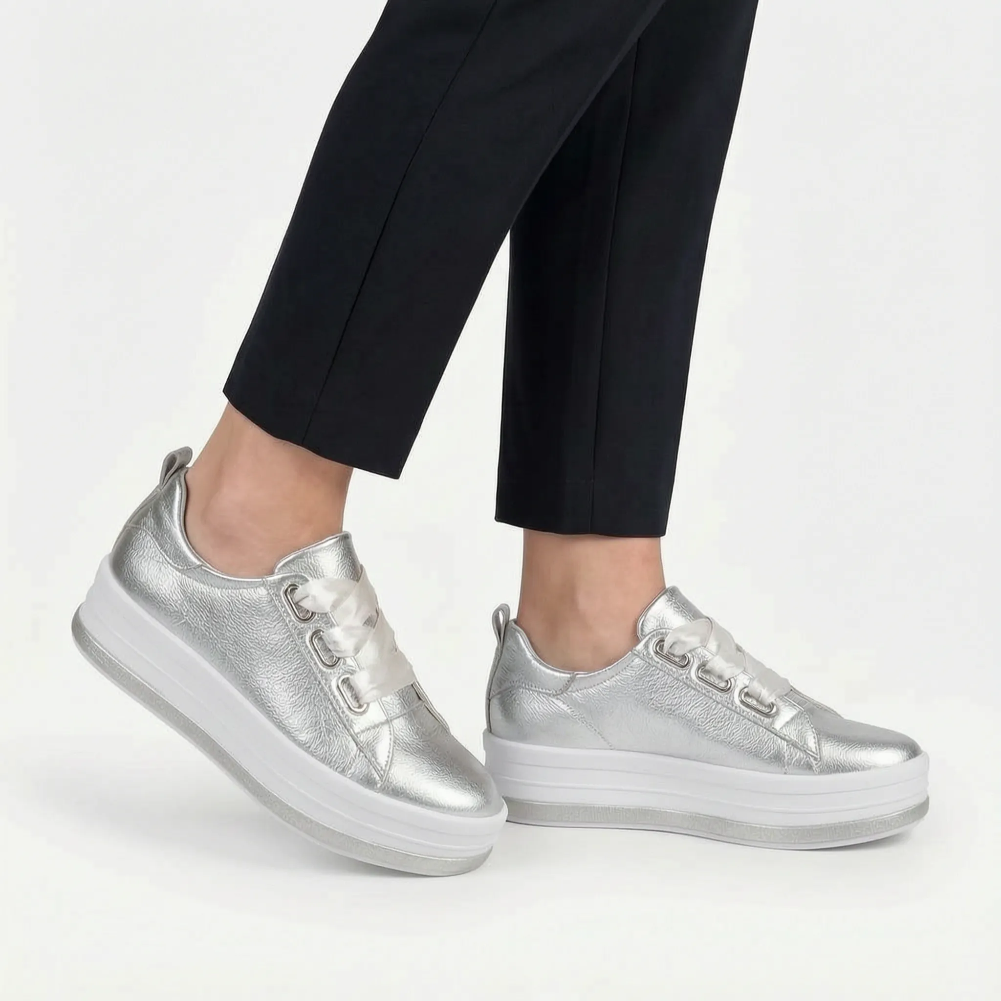 LuminaTread  - Metallic Platform Trainers Casual Outings