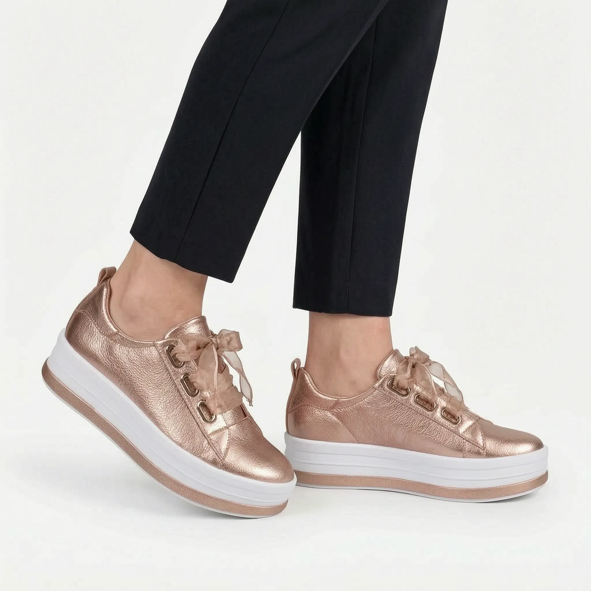 LuminaTread  - Metallic Platform Trainers Casual Outings