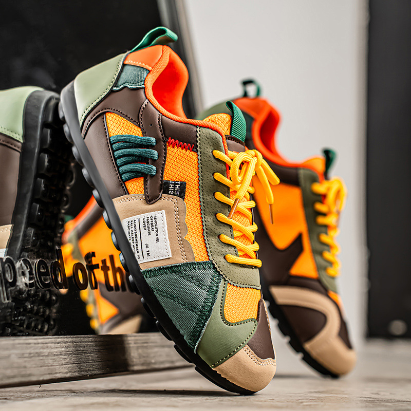 Colour-block utility trainers with lace-up fastening and contrasting panels