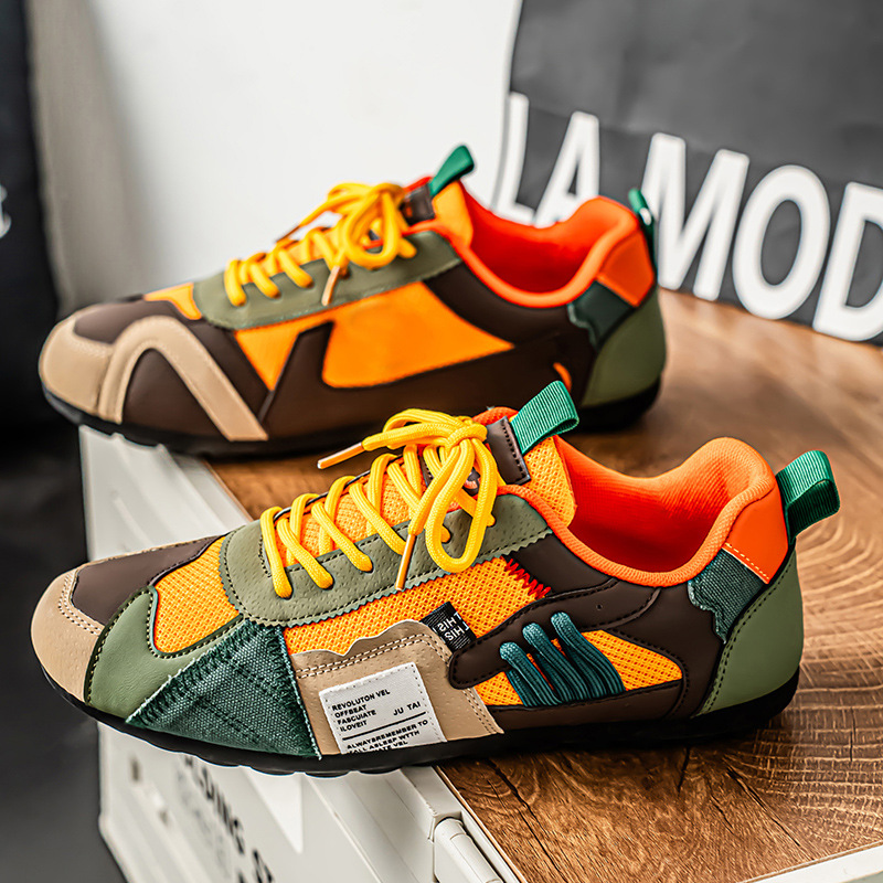 Colour-block utility trainers with lace-up fastening and contrasting panels