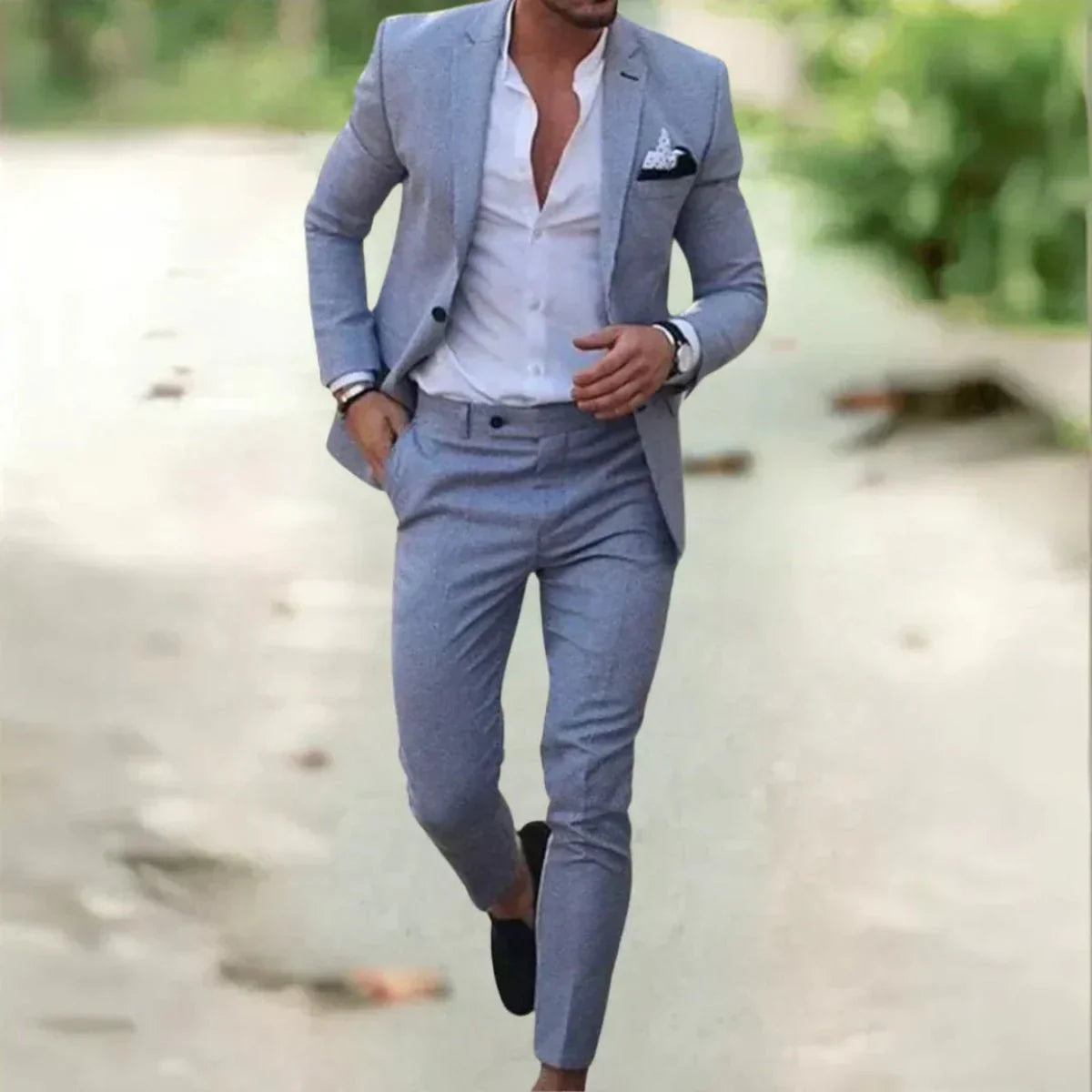 Men's formal suit set with notched lapels, long sleeves and slim trousers