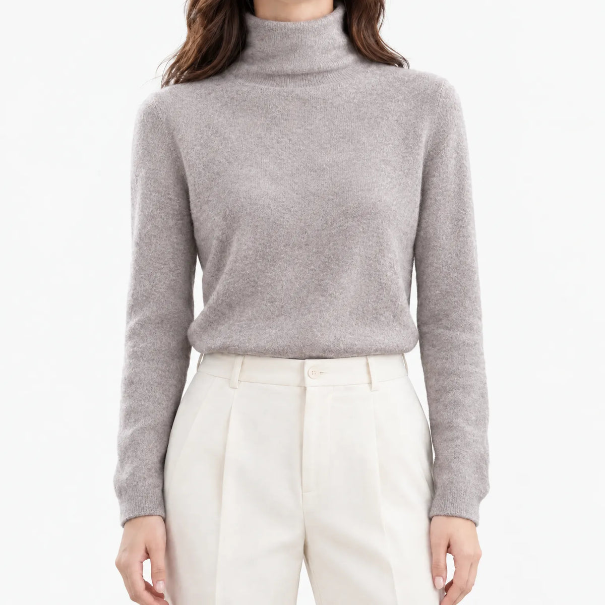 Women's long-sleeve turtleneck jumper with a plain knitted finish
