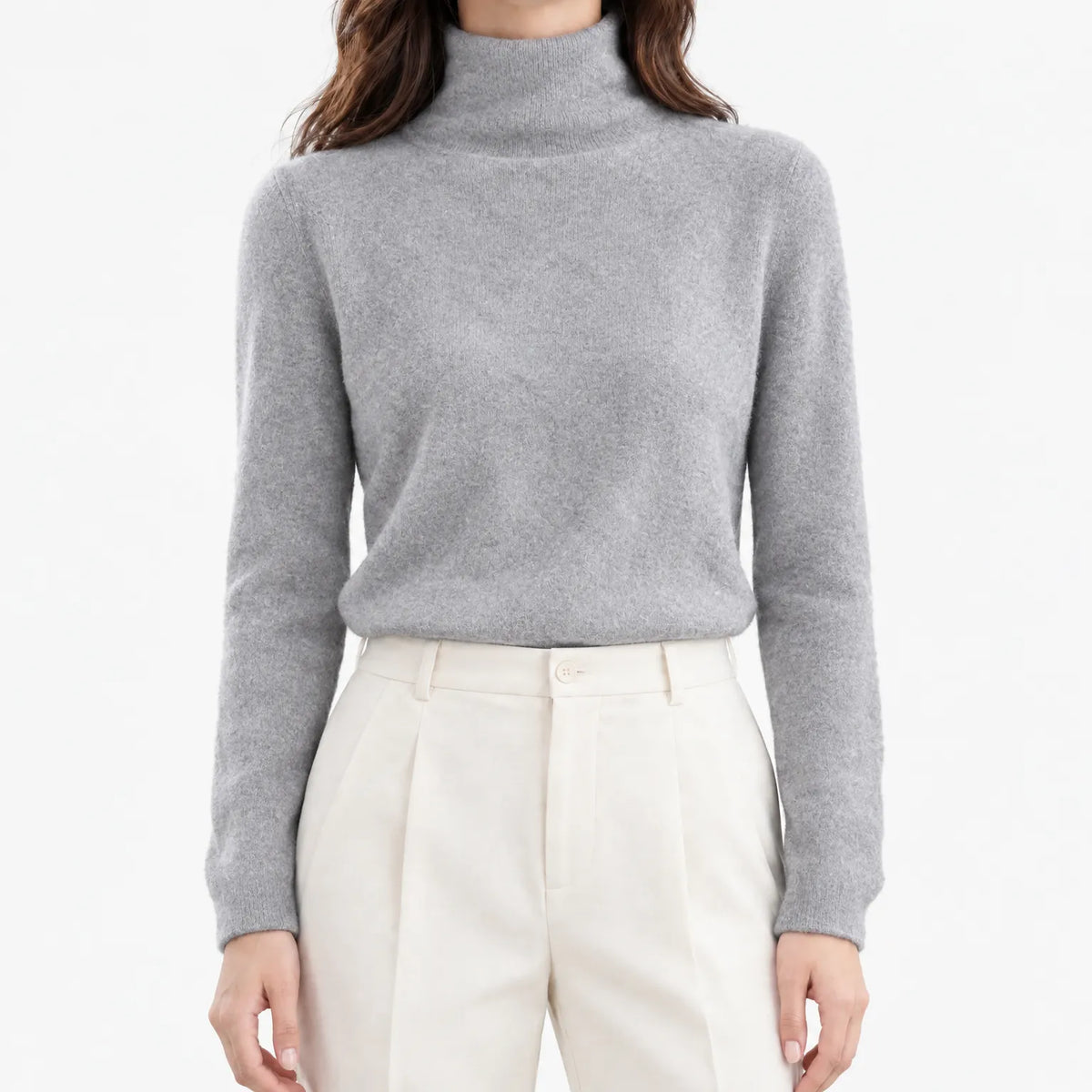 Women's long-sleeve turtleneck jumper with a plain knitted finish