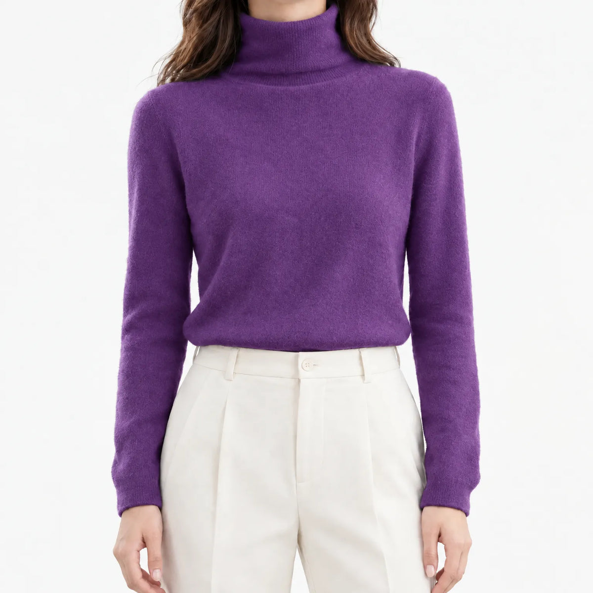 Women's long-sleeve turtleneck jumper with a plain knitted finish